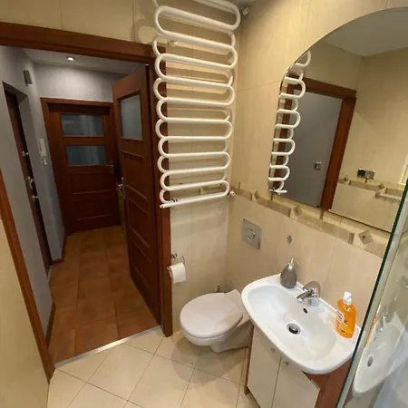 Kawalerka „kubanczyk”, Appartement *